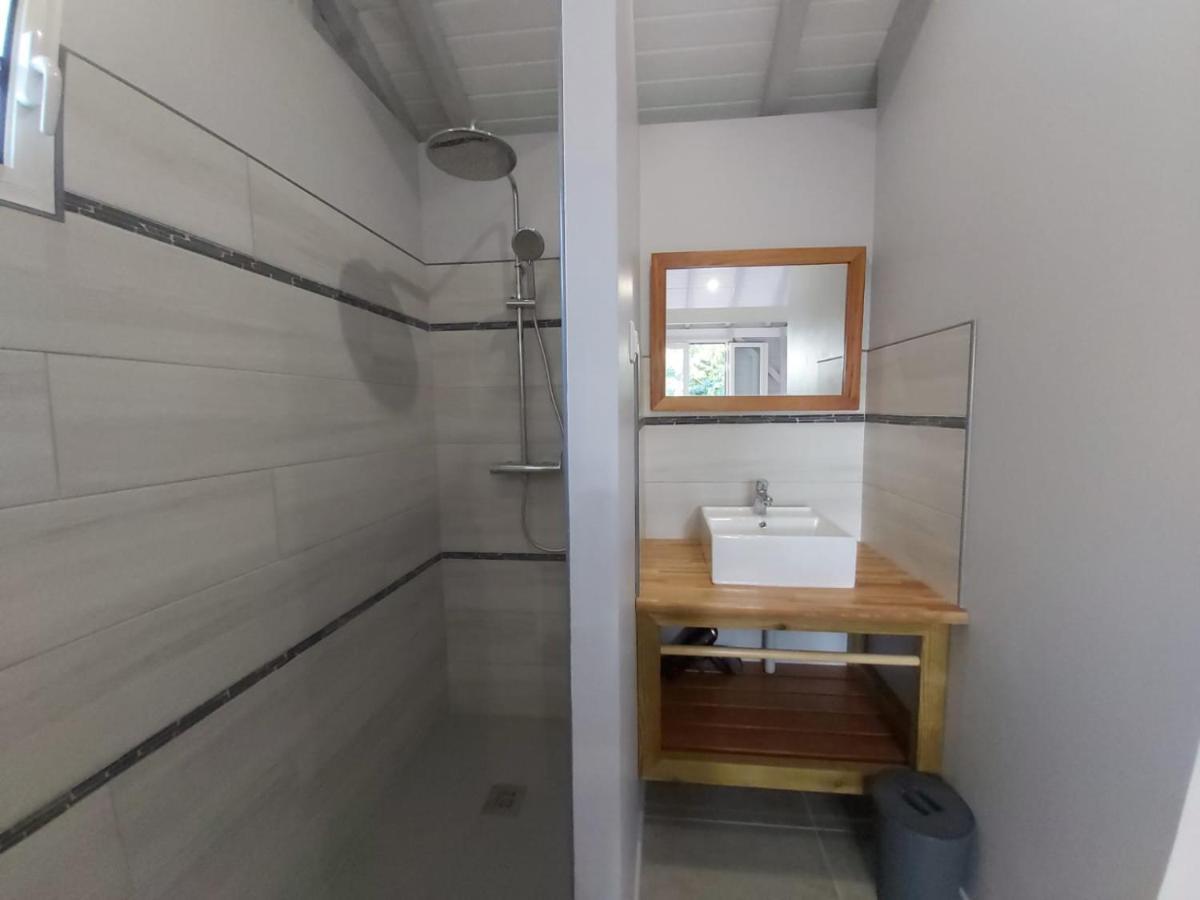 Caraibes Cottages Corail Piscine Privee A 900M De La Plage De Grande Anse Deshaies Ngoại thất bức ảnh